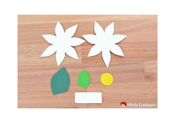 Ponteira de lápis de flores de EVA passo a passo com molde Ponteira de lápis de flores de EVA passo a passo com molde