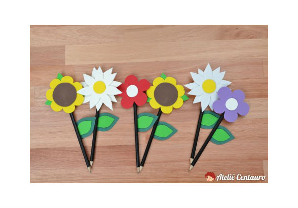 Ponteira de lápis de flores de EVA passo a passo com molde Ponteira de lápis de flores de EVA passo a passo com molde