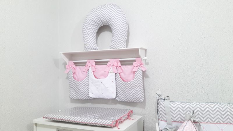 prateleira para quarto de bebe rosa 