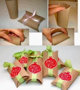 enfeites-natalinos-com-rolos-de-papel