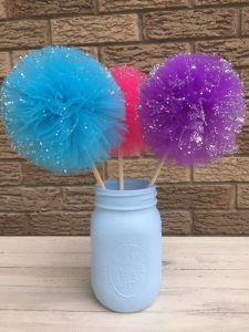 pompom de tule com brilho